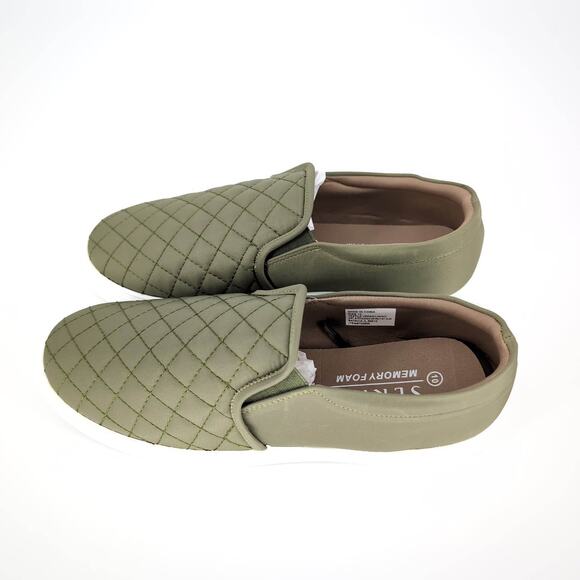 Serra Women's Slip On Olive Green Quilted Design Sneakers NEW with Box - Size 10 - Picture 6 of 15